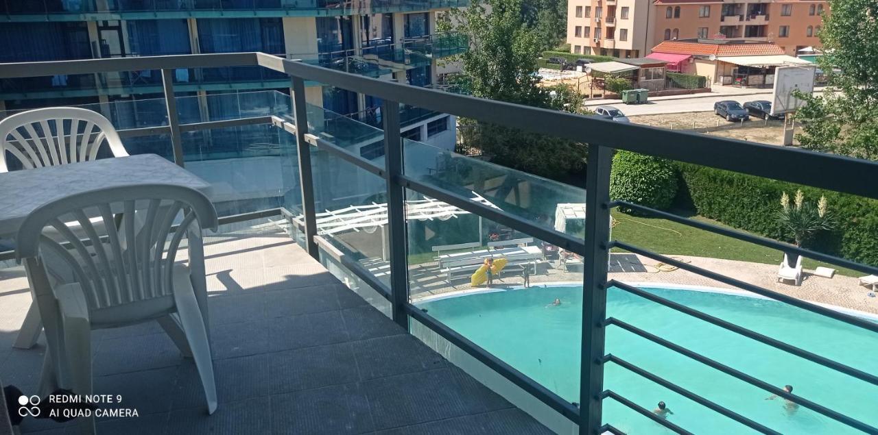 Modern 2 Bedroom Apartment In Top Location In Sunny Beach Just 150 Meters From Casino Platinum Extérieur photo